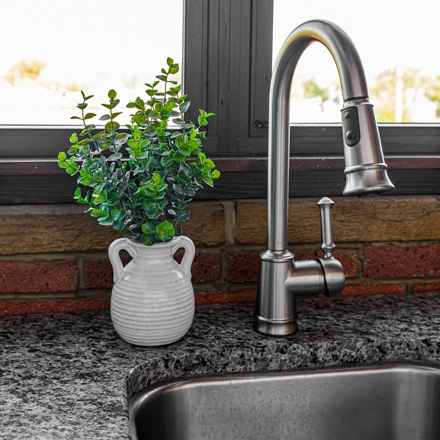 4434882d-885b-4642-b8e1-de202eaa6a4b