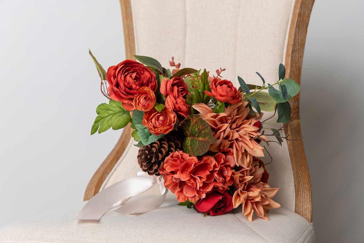 by_Fireside-Bouquet-Dahlia-Ranunculus-Hydrangea