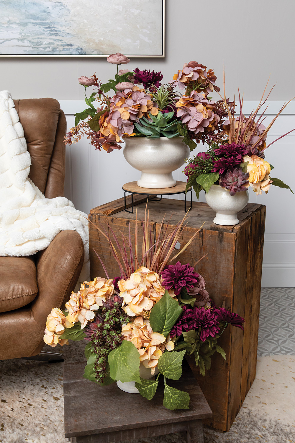 by_desertdusk-hydrangea-ranunculus-sedum-echeveria-dahlia-dawson