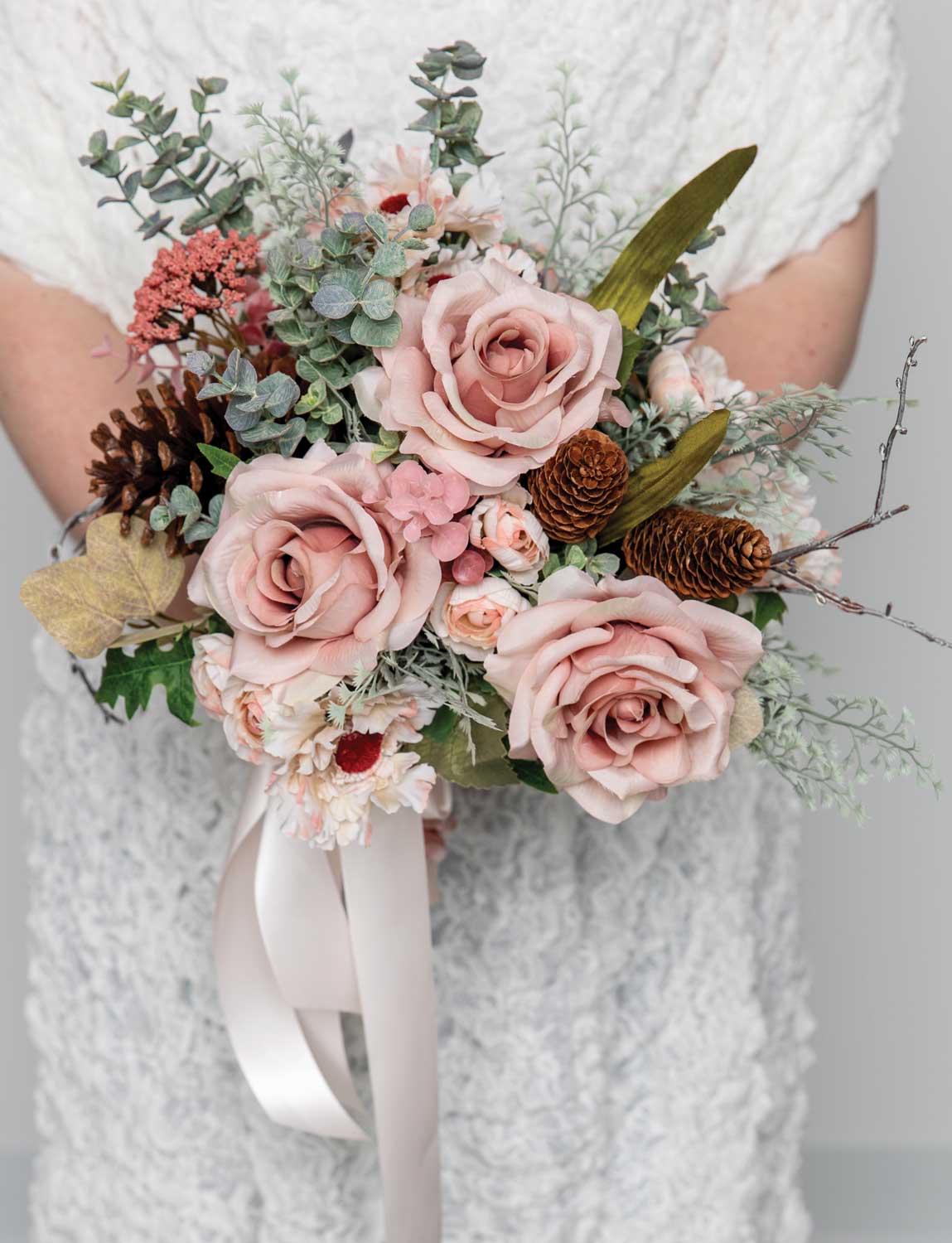 by_rose-pinecone-bouquet
