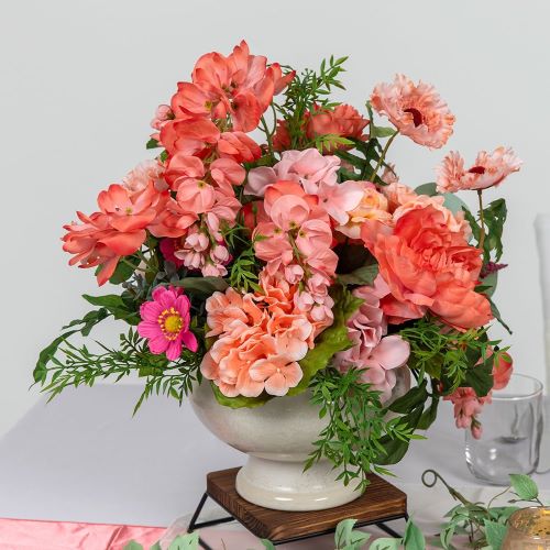 by_Apricot_Crush-hydrangea-wisteria-peony-scabiosa-ruscus-dawsom