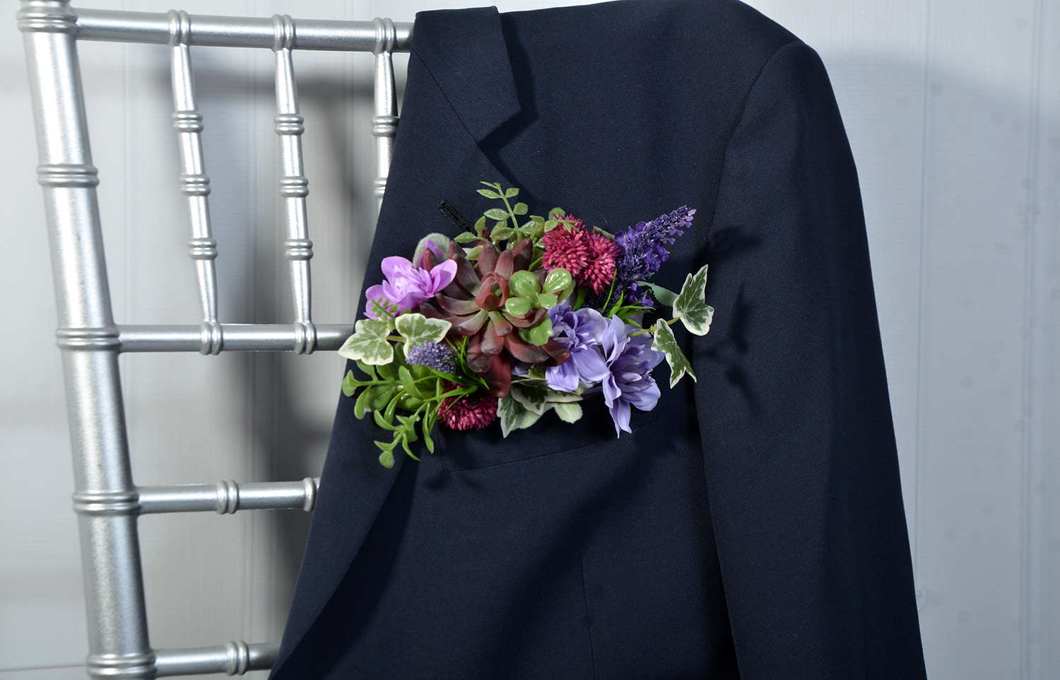 Peacocking: How to Bring This Bold Trend Into Your Floral Designs