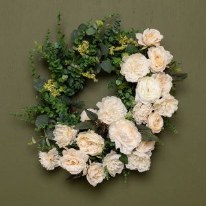 by_wreath-eucalyptus-berry-englishrose-rose-peony